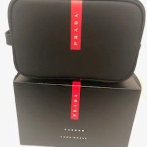 NEW Travel Pouch 8.5 by 5.5 with depth of 4.5 inches